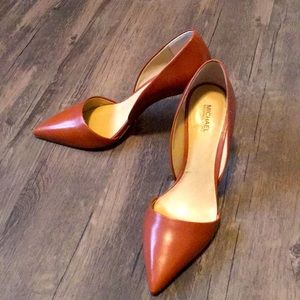 Cognac leather MICHAEL Michael Kors high heels